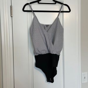 White striped body suit - Size Small